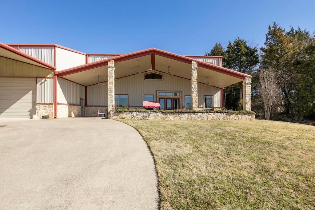 Six-Bedroom House