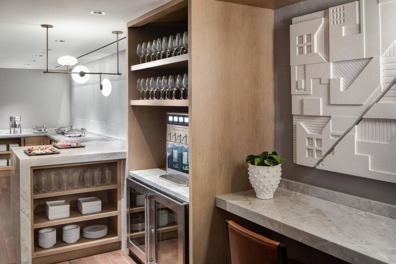 Corner Room Concierge Level