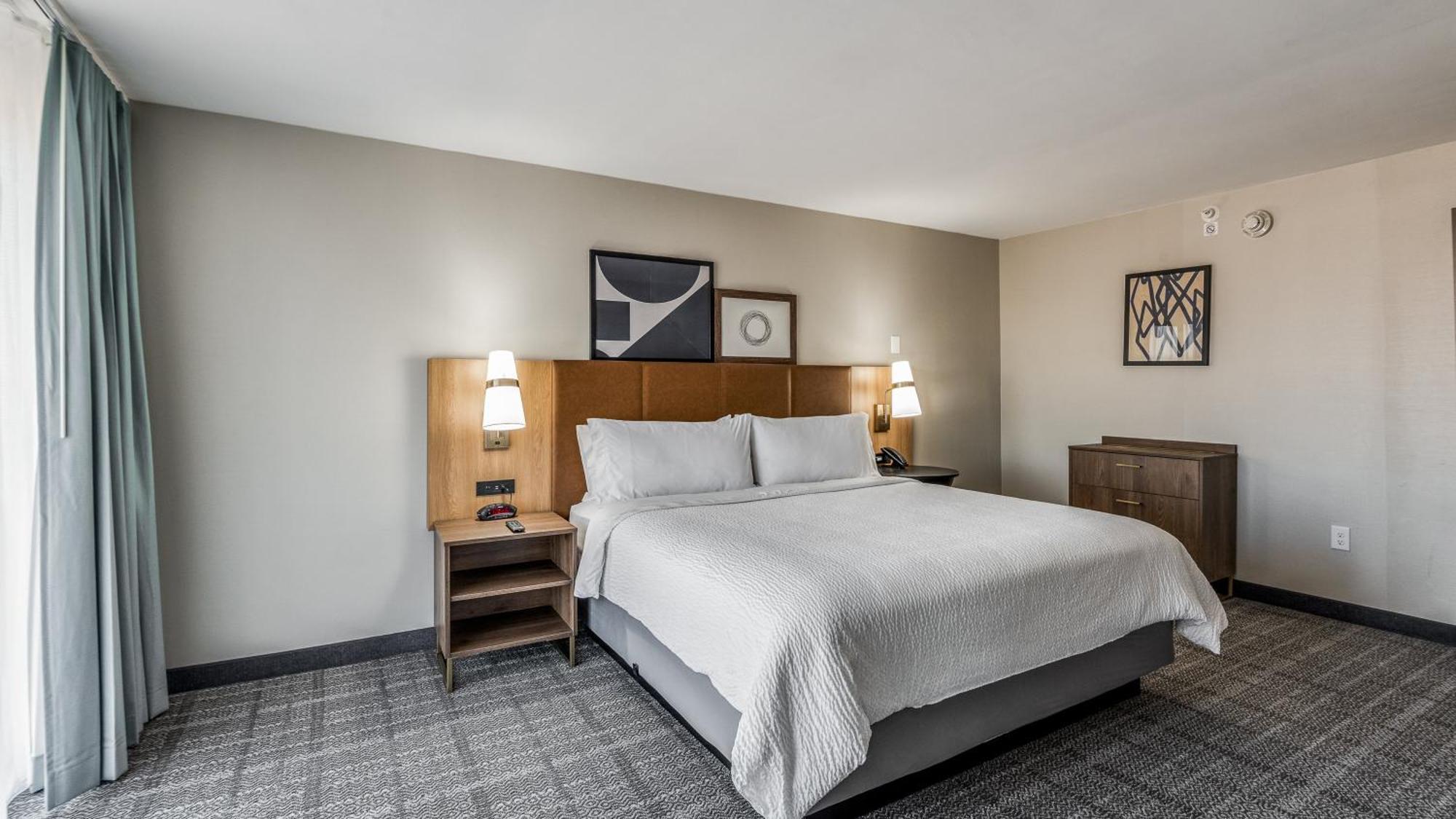 One-Bedroom Suite