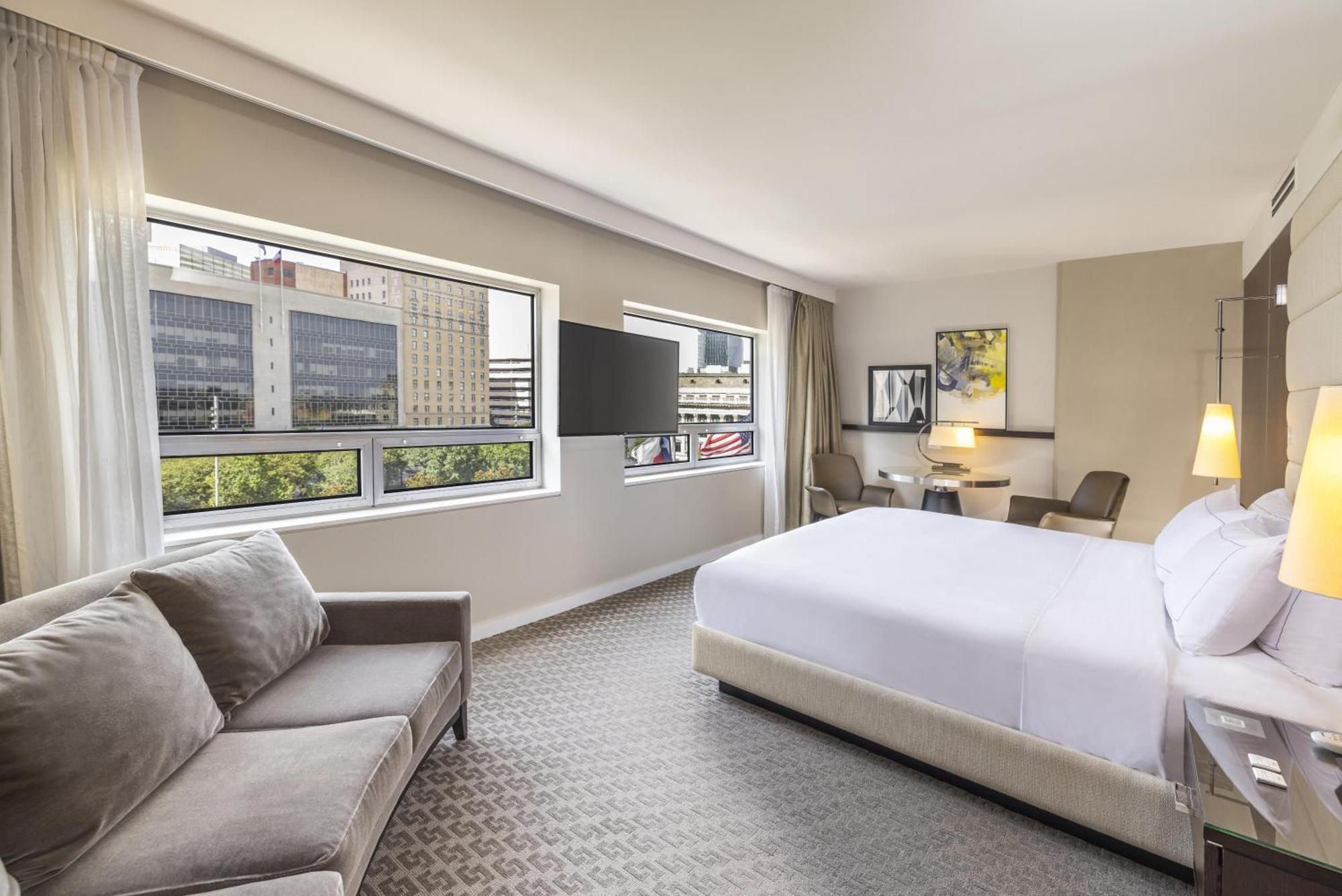 Premium King Room,1758443102:JPEG