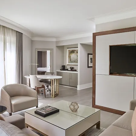 Hotel Crescent Court-2