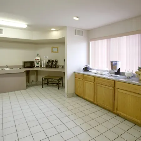 Americas Best Value Inn Addison-2