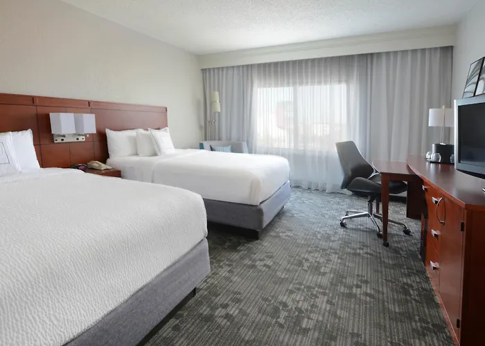 Sonesta Select Dallas Central Expressway