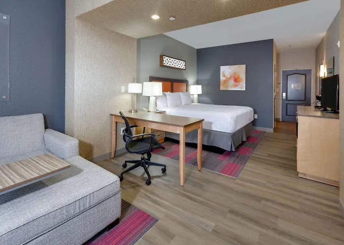 La Quinta By Wyndham Dallas Love Field