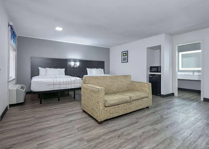 La Quinta Inn By Wyndham Dallas Uptown