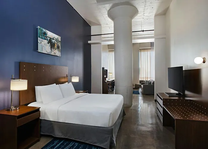 Fairfield Inn & Suites By Marriott Dallas Downtown